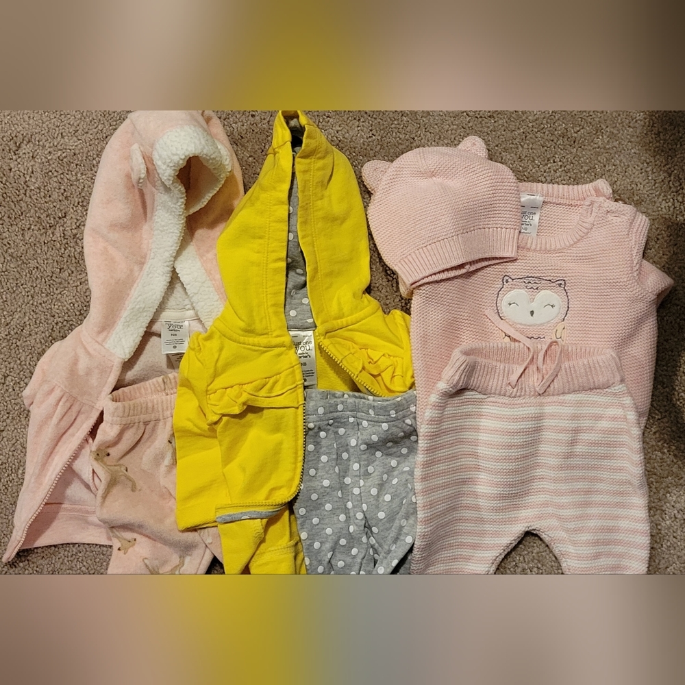 3 newborn outfits